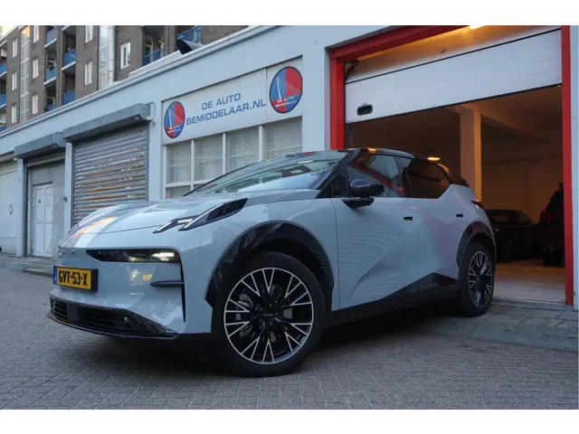 ZEEKR X AWD Privilege 69 kWh | 429pk | 0-100 3.8sec | Full Options | Panoramadak | Head Up Display | Sfeerverlichting | Leer | Electr stoelen + memory + massage + koeling + verwarming