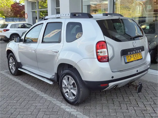 Dacia Duster 1.2 TCe 4x2 PRESTIGE Leder | Navi | Cruise Control | Trekhaak
