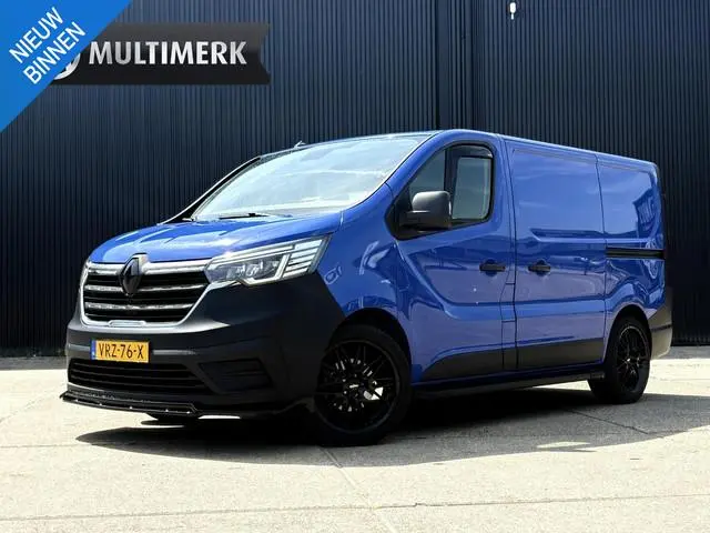 Renault Trafic 2.0 dCi 150PK MARGE | CARPLAY | 2x SCHUIFD. | LAADRUIMTE BEKLEED | LMV | LED | STEPS