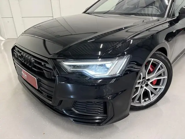 Audi A6 Avant 55 TFSI e quattro Competition BLACK ALL BLACK PANO/TREKHAAK/B&O/20"/SOH 93%/MEMORY/MAT...