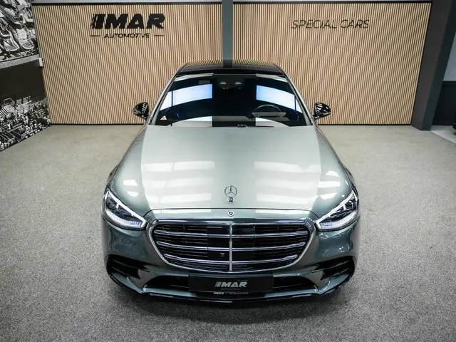 Mercedes-Benz S-Klasse