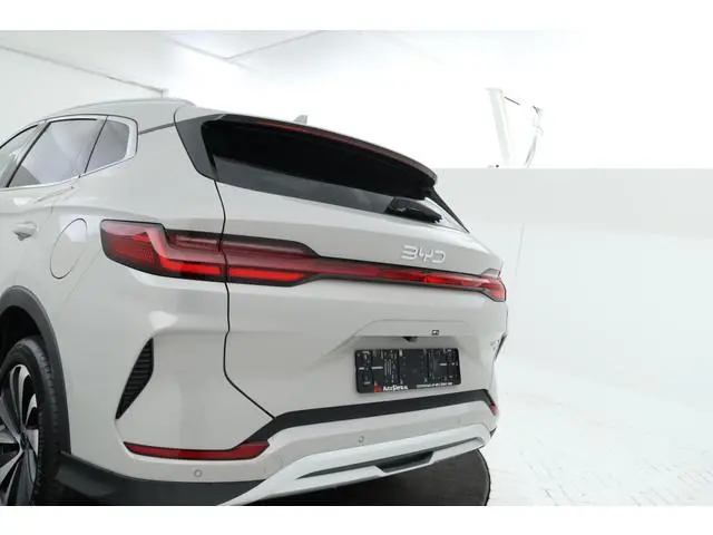 BYD SEAL U