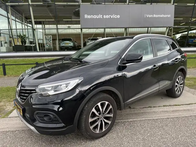Renault Kadjar 1.3 TCe Limited 140PK / Panorama-dak / Stoelverw. / Camera / Keyless / Parkeerhulp V+...
