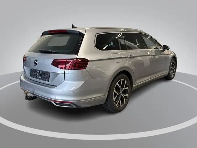 Volkswagen Passat 1.4 TSI 218pk DSG PHEV GTE Business · Camera · Inklap. Trekhaak · Matrix LED · Sto...