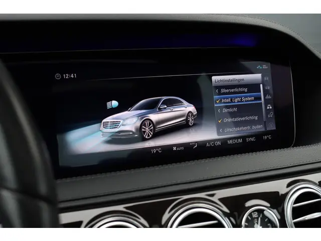 Mercedes-Benz S-Klasse