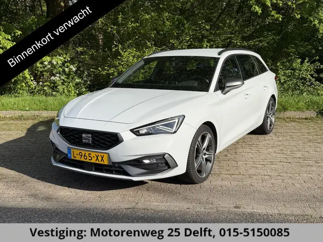 SEAT Leon Sportstourer 1.5 eTSI FR Business Intense . NAVIGATIE . STOELVERWARMING . PARKEERSENSOREN...