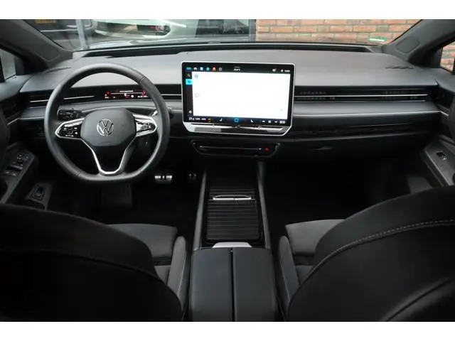 Volkswagen ID.7 Tourer Pro 210 kW | SOH %| Trekhaak | Head-up | Camera