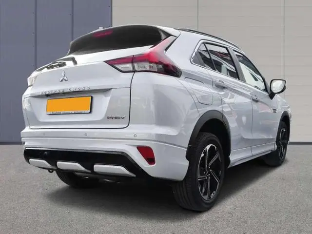 Mitsubishi Eclipse Cross 2.4 PHEV EXECUTIVE SPORT 360 Camera | Stuurverwarming | Sportpakket