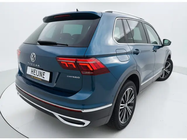 Volkswagen Tiguan E-HYBRID 245PK DSG ELEGANCE CAMERA/HEAD-UP/VIRTUAL/PANORAMADAK