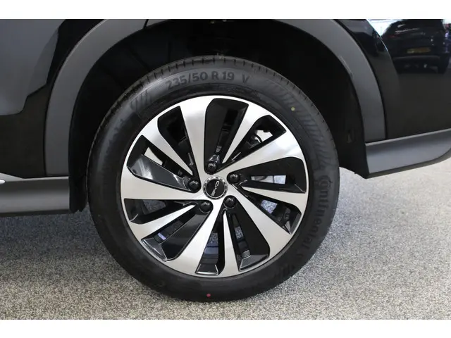 BYD SEAL U