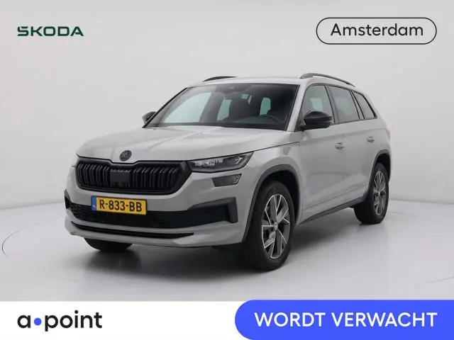 Skoda Kodiaq 1.5 TSI Sportline Business 150 pk Automaat (DSG) | Navigatie | Parkeersensoren | Achter...