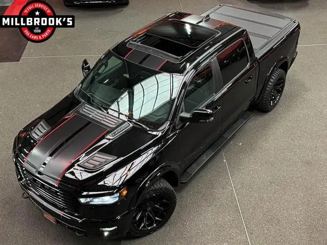 Dodge Ram 1500 Sport Hurricane ALL- IN, Widebody, Black Edition, LPG, Bakflip, Panoramadak, Adaptiev...