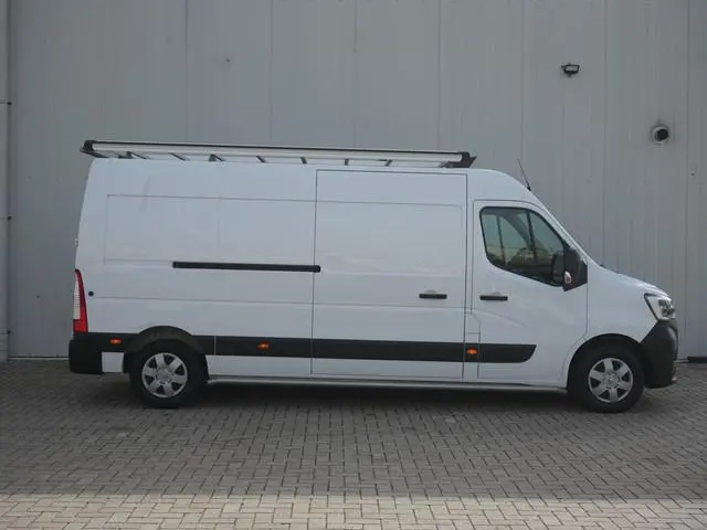 Renault Master T35 2.3 dCi 150 L3H2 Energy Work Edition - All Seasonbanden - Achteruitrijcamera - Cr...