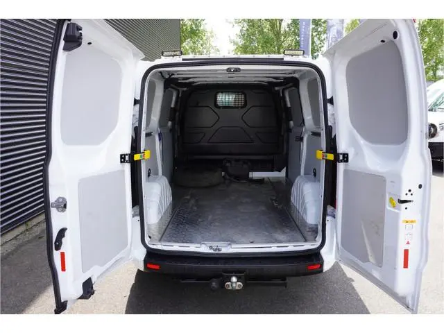 Ford Transit Custom 131pk L1H1 Trend 2x Schuifdeur Trekhaak 16" Velgen Parkeersensoren Airco Cruise...