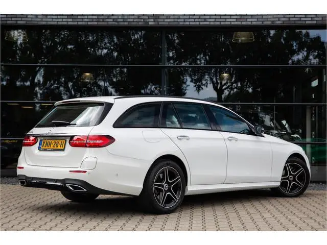 Mercedes-Benz E-klasse Estate 300 e AMG Line , Adap. Cruise, HUD, Sfeerverlichting,