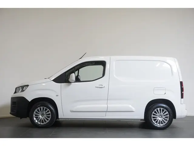 Peugeot Partner 1.5 BlueHDI Premium Airco App-connect Parkeersensoren Trekhaak