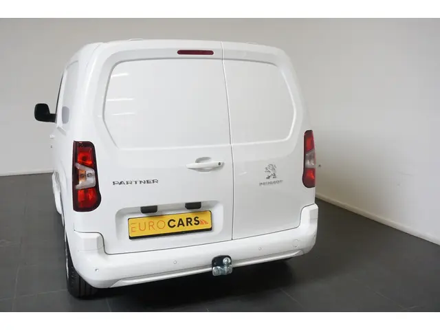 Peugeot Partner 1.5 BlueHDI Premium Airco App-connect Parkeersensoren Trekhaak