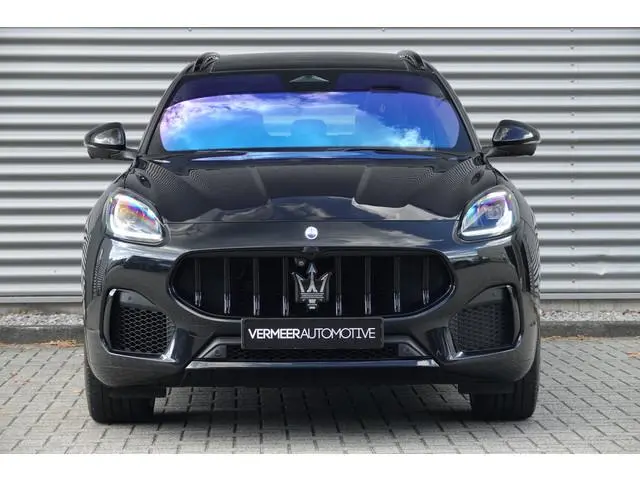 Maserati Grecale 2.0 MHEV Modena | Panodak | Alcantara | Sonus | Ventilatie | Luchtvering | HUD |