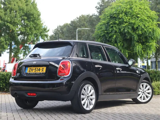 MINI One 1.5 Navi / Airco / Elekramen / Cruise / NL Auto