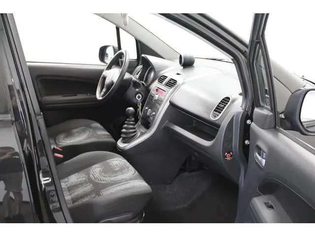 Opel Agila