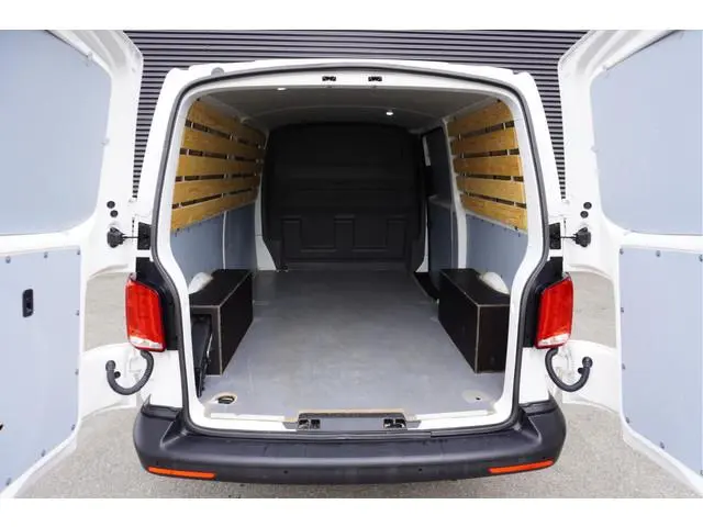 Volkswagen Transporter 110pk L2H1 Comfortline Cruisie control Apple carplay Airco Lat om Lat 3 perso...