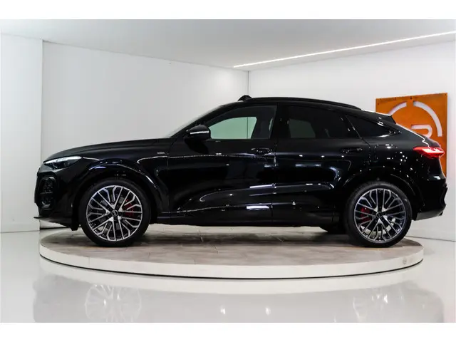 Audi Q5 Sportback e-hybrid 270KW Quattro S Edition 367PK | 2026 | B&O | Pano | Sfeer | Memory | 5 Ja...