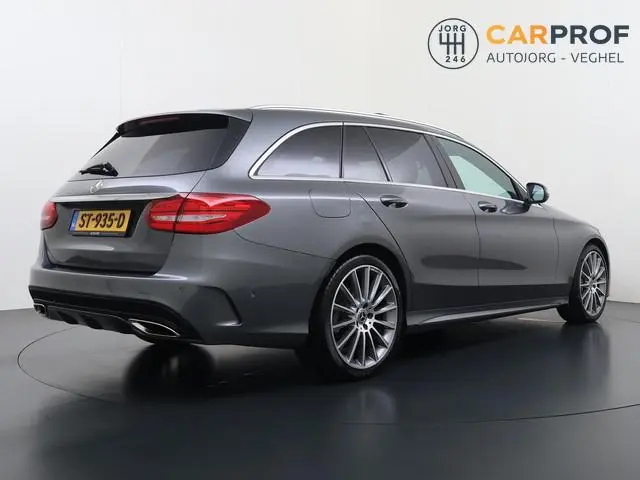 Mercedes-Benz C-klasse Estate 180 AMG | Pano | Navigatie | Camera | 19" |  NAP |