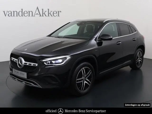 Mercedes-Benz GLA 250e Luxury // SoH 98% // Panoramadak // Memory // MultiBeam LED // Carplay // Key...