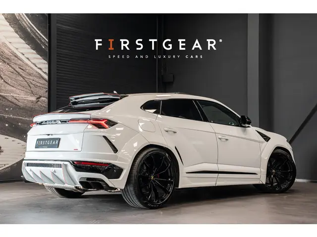 Lamborghini Urus 4.0 V8 *Novitec / B&O Advanced / Panorama / Stoelventilatie + massage / HUD*