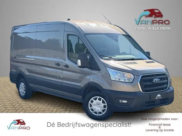 Ford Transit 2.0 TDCi 130pk RWD L3H2 GB / Airco / Cruise / Navi / Camera / Carplay / Lane assist / P...