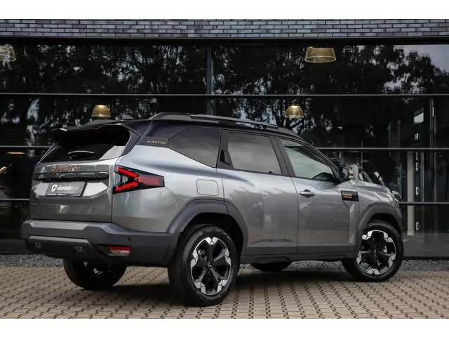 Dacia Bigster 1.8 Hybrid 155 Extreme , Pack Winter, Pack Assist, Pano, Adap. Cruise, SOH 96,8%