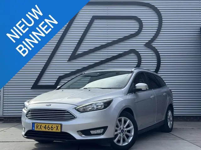 Ford Focus Wagon 1.0 Titanium 2e Eigenaar|Navi|Clima|Trekhaak|Cruise|PDC|APK tot 02-2027
