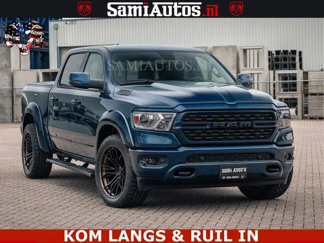 Dodge RAM SPORT | 5.7 V8 4x4 HEMI | PANORAMA DAK | GROOTSCHERM 12 INCH | LPG | Patriot Blue CREW CAB...