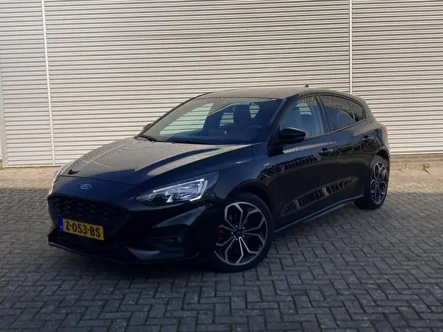 Ford Focus 1.0 EcoBoost Hybrid ST Line X Business | Winter Pack | Androidauto / Apple Carplay | Trek...