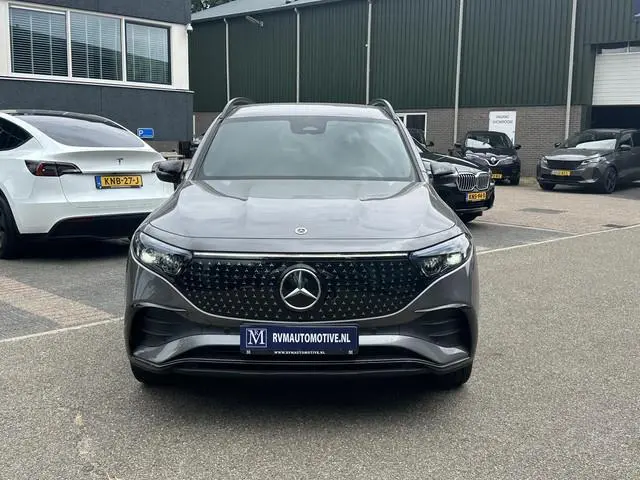 Mercedes-Benz EQB