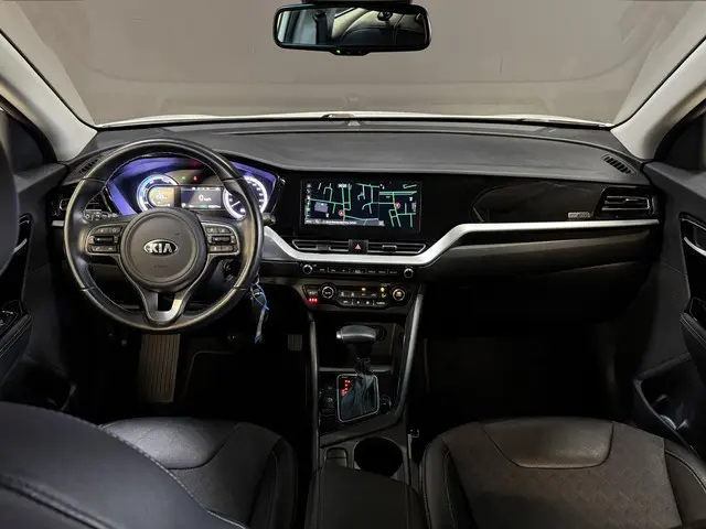 Kia Niro 1.6 GDi Hybrid DynamicLine | Camera | Apple Carplay | Climate Control