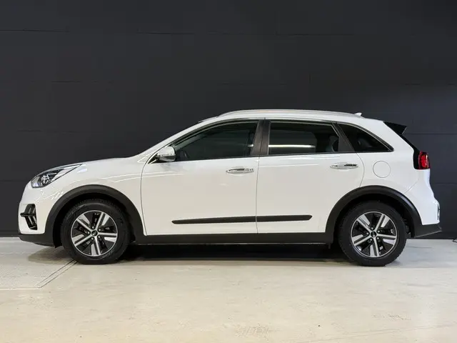 Kia Niro 1.6 GDi Hybrid DynamicLine | Camera | Apple Carplay | Climate Control