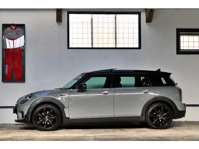 Mini Mini Clubman 1.5 Cooper Richmond Park Edition | Panoramadak | Memory | NL auto | 1e eigenaar |...