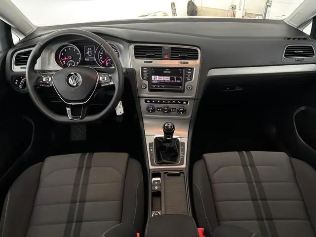 Volkswagen Golf 1.4 TSI ACT Business Edition R Connected | TREKHAAK | CRUISE | CLIMA |