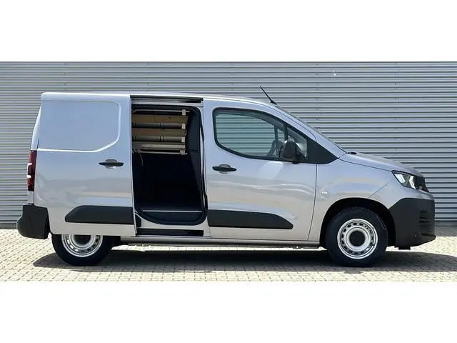 Peugeot Partner 1.5 BlueHDI Pro 16000km!! MARGE BTW VRIJ