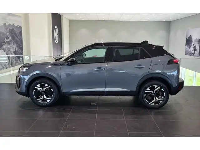 Peugeot 2008 1.2 Hybrid 136 GT | Alcantara Bekleding | Stoelverwarming | 360 Vision Pack