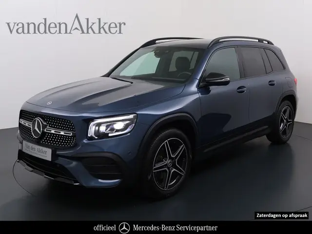 Mercedes-Benz GLB 200 AMG 7-zits // Camera // Sfeerverlichting // Augmented Reallity // Alarm // Nig...