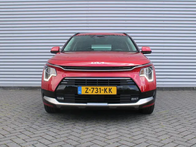 Kia Niro 1.6 GDi Hybrid DynamicLine | Camera | Cruise adapt. | Clima | 16" LM | Navi | Keyless |