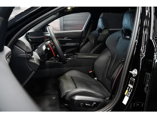 BMW 5-serie Touring M5 *Bowers & Wilkins / Carbon-interieur / Stoelventilatie / Panorama / Memory /...