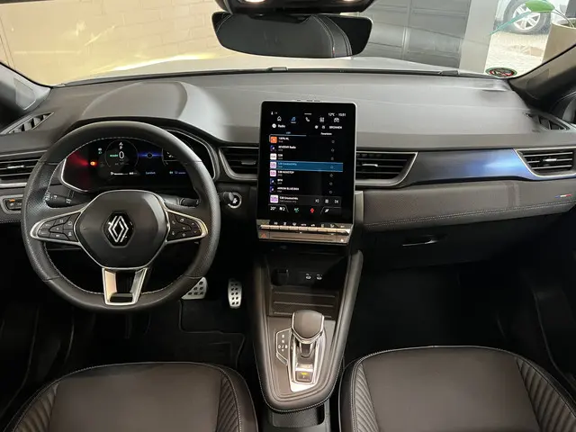 Renault Captur 1.6 E-Tech full hybrid 145 Esprit Alpine | Groot Navi | 19" | Stuur verwarming | Led...