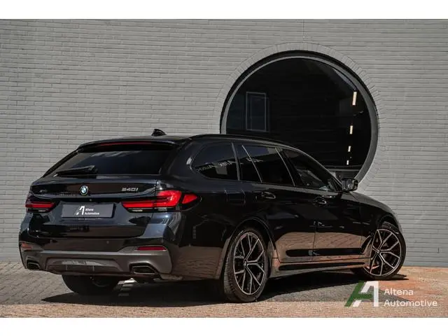 BMW 5-serie Touring 540i xDrive M-sport, BTW, harman kardon, Msport stoelen, parking ass plus, drivi...