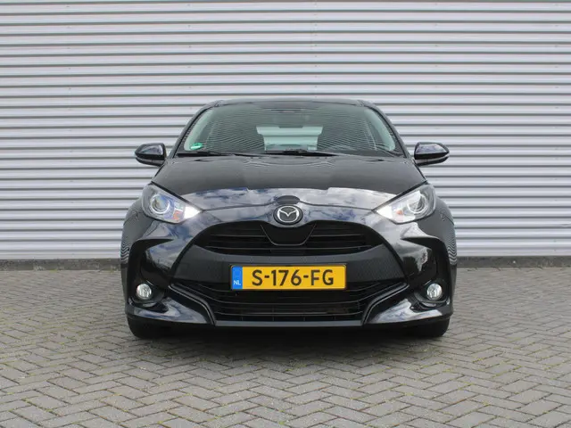 Mazda 2 Hybrid 1.5 Agile | Trekhaak | Stuur-/stoelverwarming | Camera | Cruise adapt. | Clima | Appl...