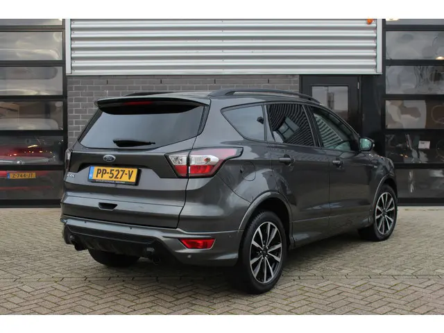 Ford Kuga 1.5 EcoBoost ST Line / Carplay / Camera / Keyless / N.A.P.