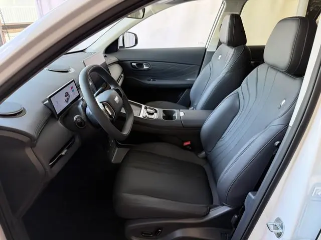 Geely Starray EM-i