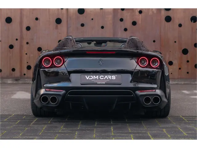 Ferrari 812 GTS